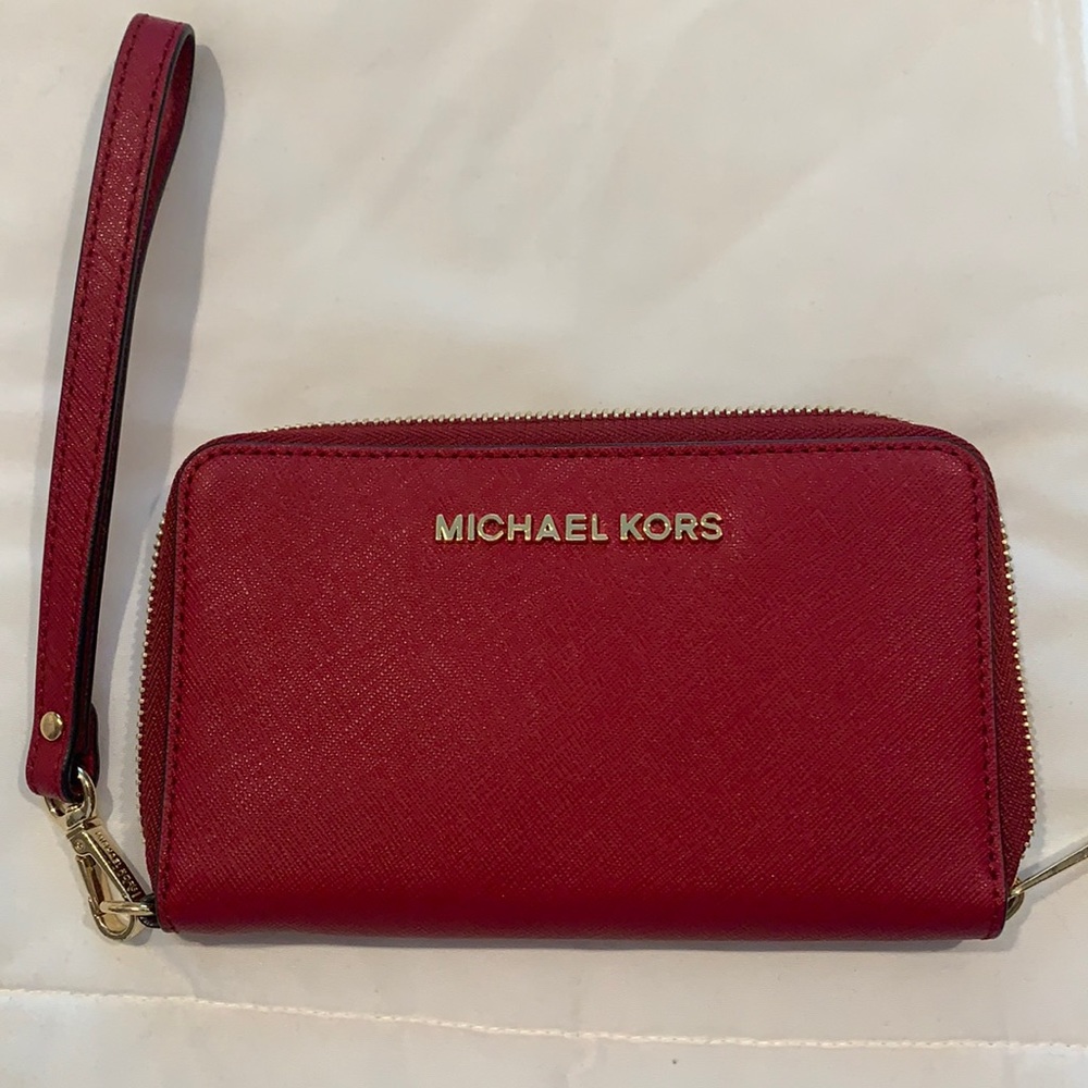 Michael Kors phone holder